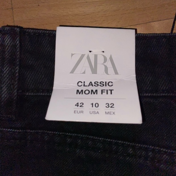 Zara black mom fit jeans - Picture 4 of 6